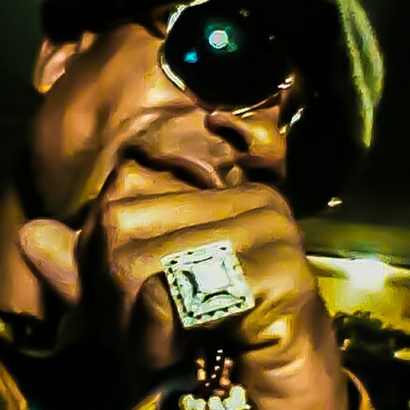 COPY - Meet your Posher, Latrez. - Picture 2 of 12